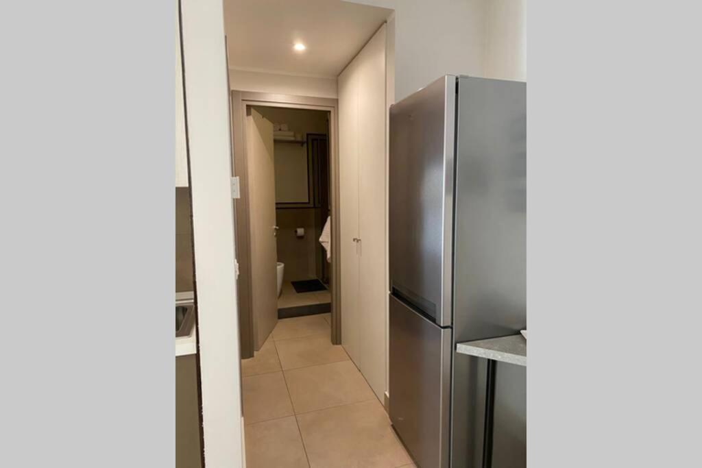 B&B Piano1 Interno5 - Accogliente E Moderno Bilocale Vicino Al Centro Salerno Zewnętrze zdjęcie