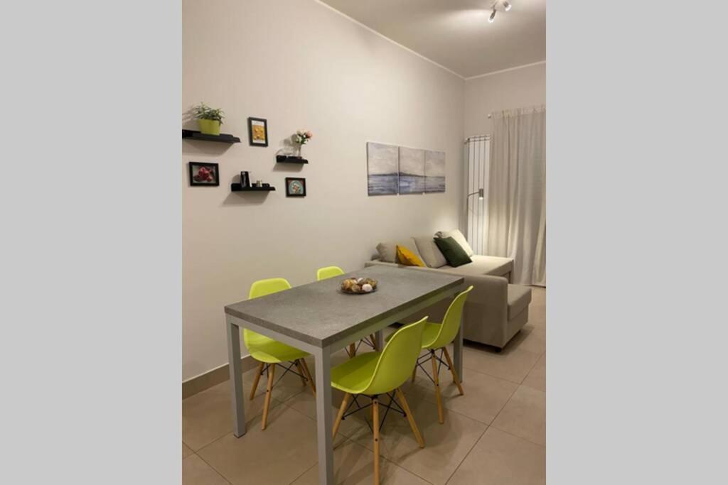 B&B Piano1 Interno5 - Accogliente E Moderno Bilocale Vicino Al Centro Salerno Zewnętrze zdjęcie